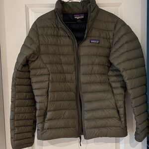 Patagonia Men's Green Puffer Jacket
